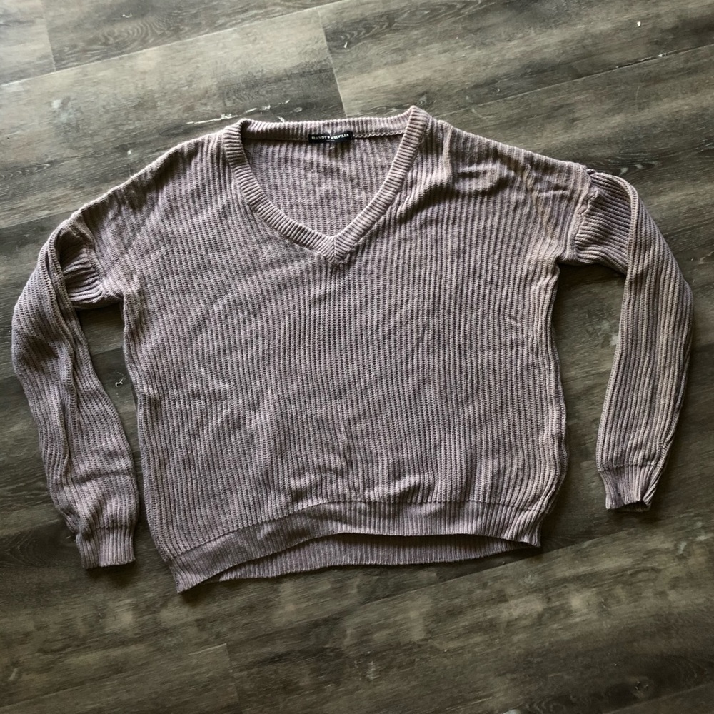 Brandy Melville Sweater